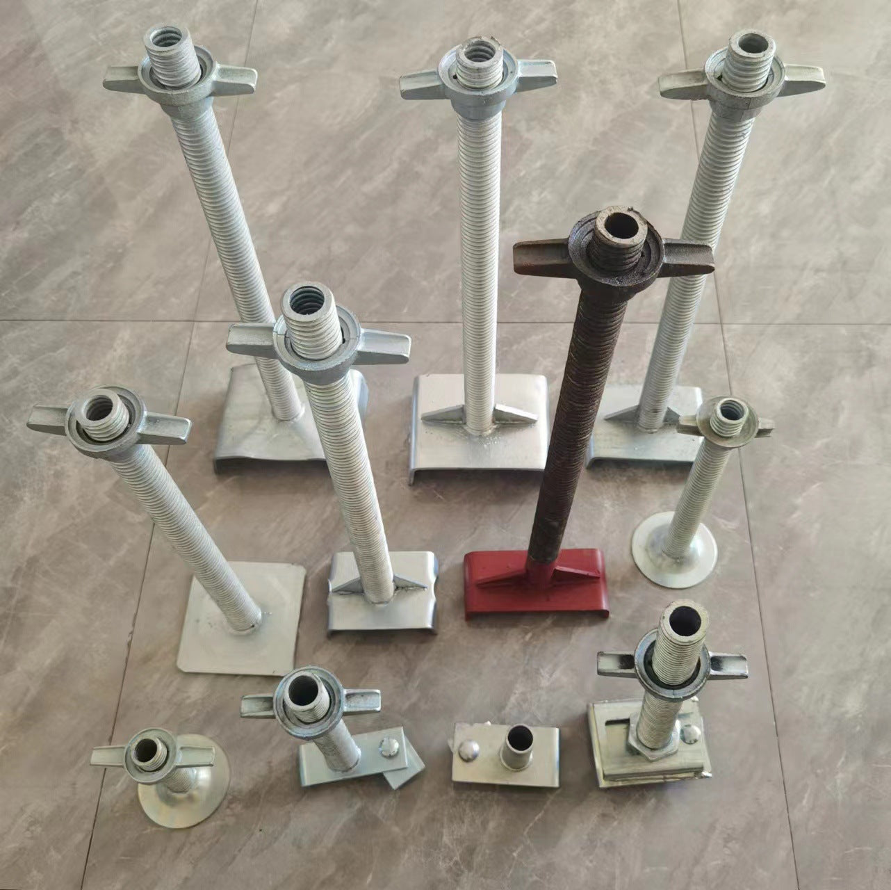 Hollow/Solid Top Props for Scaffolding – High-quality steel screw rods supplied by manufacturer